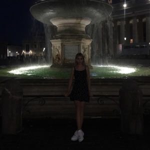 Meet your Posher, Madeleine